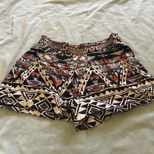 Tribal flowy shorts