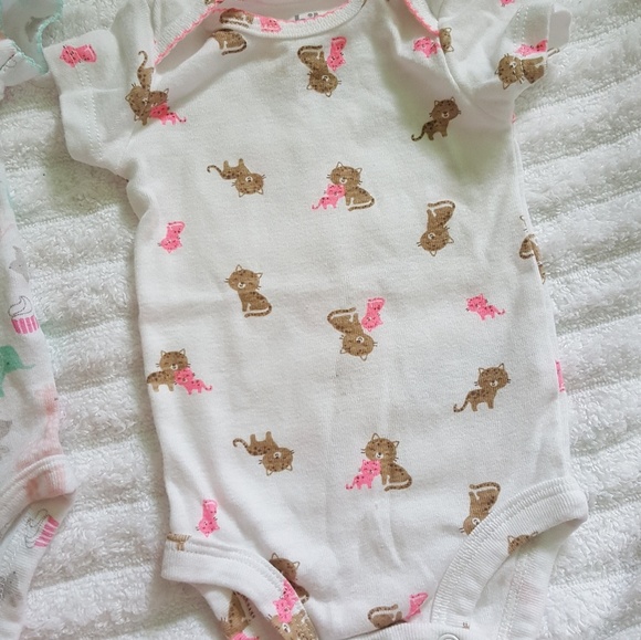 Bodysuits - Picture 2 of 5