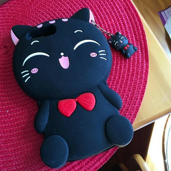 CLOSEOUT SALE! Lucky Kitty Soft Phone Case in blk - Picture 6 of 8