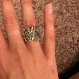 Butterfly ring