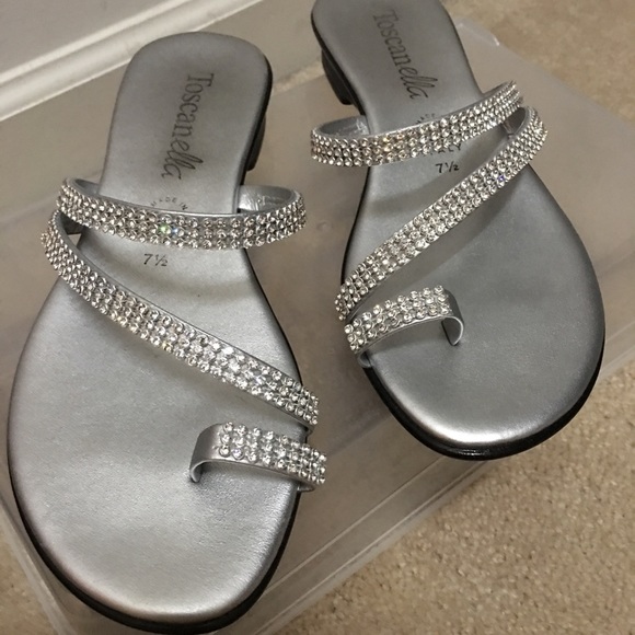 rhinestone toe ring sandals