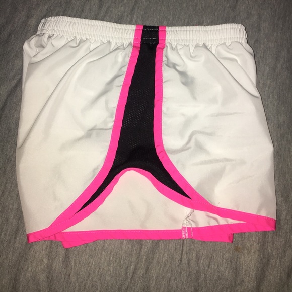 White Nike Shorts - Picture 3 of 4