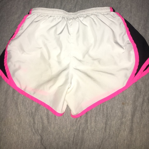 White Nike Shorts - Picture 4 of 4