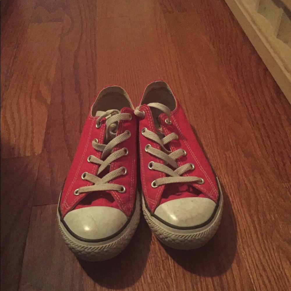 Red converse 3y