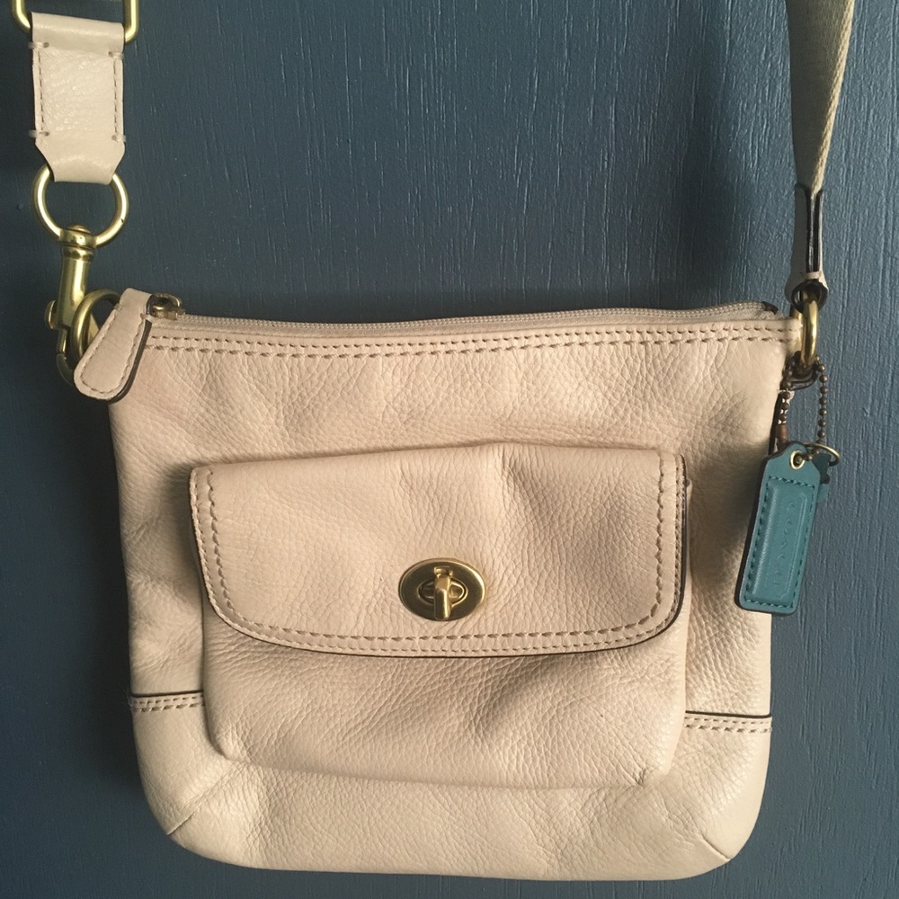👝COACH Park Leather Swing Pack/crossbody👝