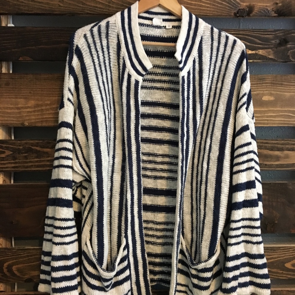 Oversized Striped Cardigan