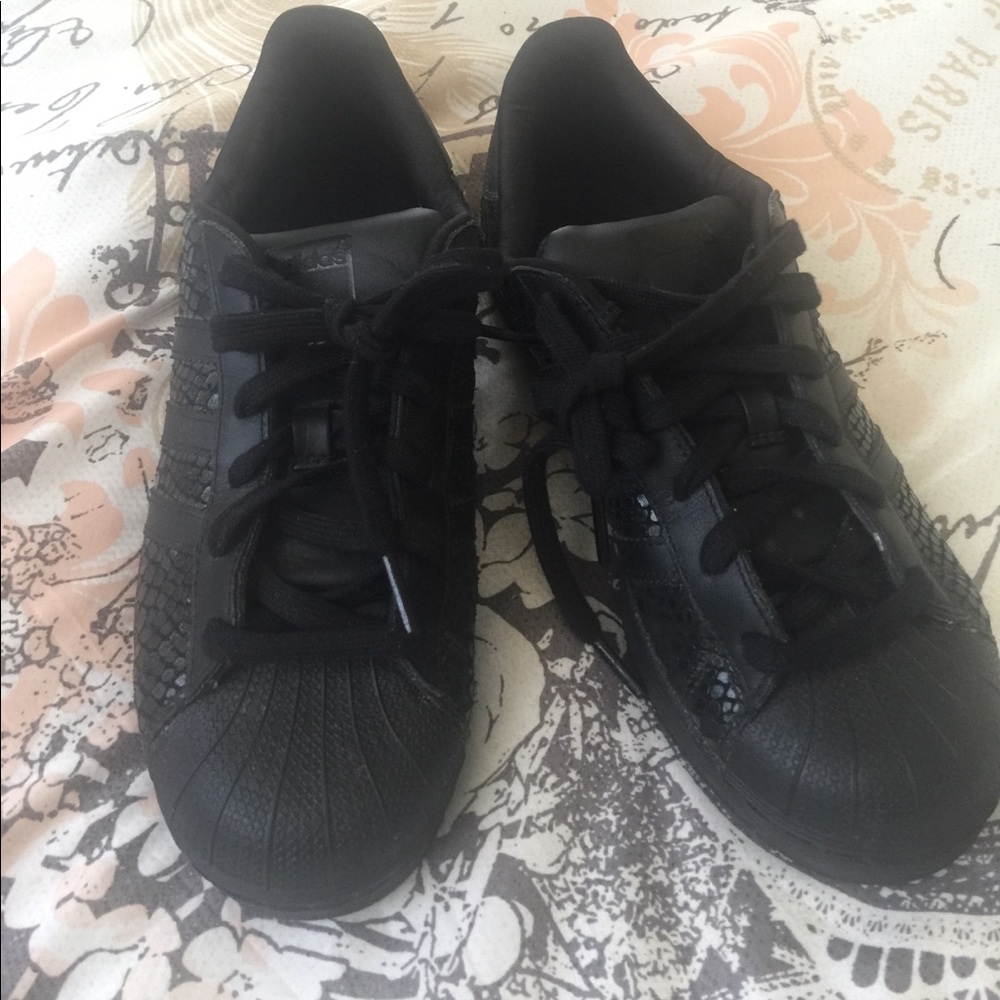 Adidas shoes snake print