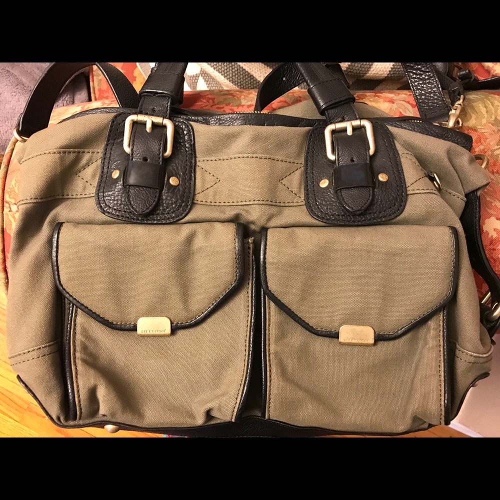Trading See by Chloe bag