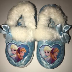 Disney "Frozen" Girls Slippers Size XL 11/12 New