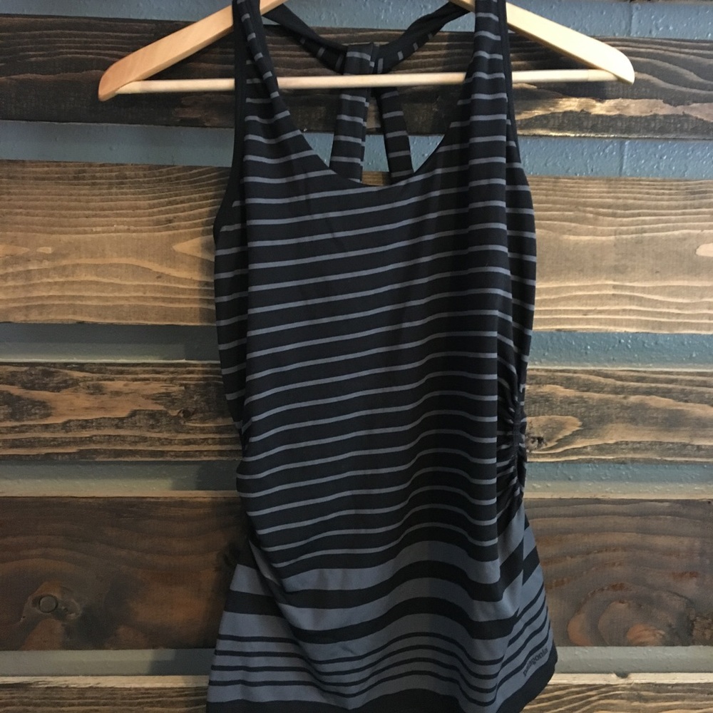 Patagonia Yoga Top size Small