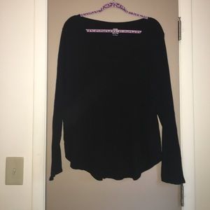 Long sleeve relaxed fit