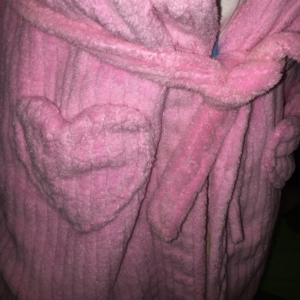 robe - Picture 3 of 5