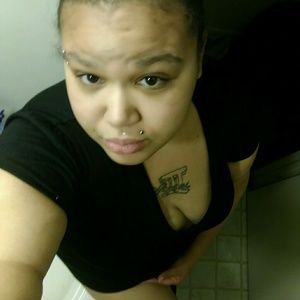 Meet your Posher, Opal