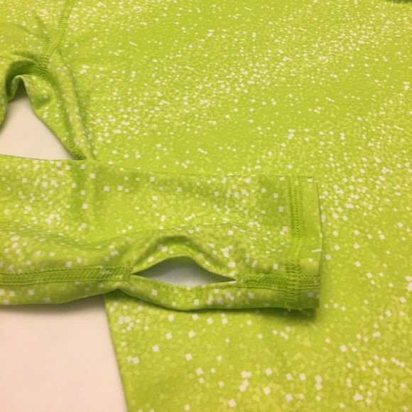 Nike Girls Mock Training Shirt - Picture 4 of 4