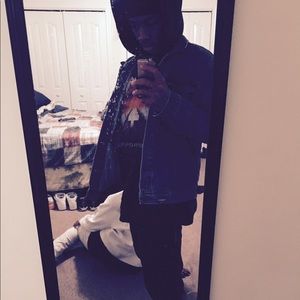 Meet your Posher, Derick