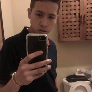 Meet your Posher, Adrian