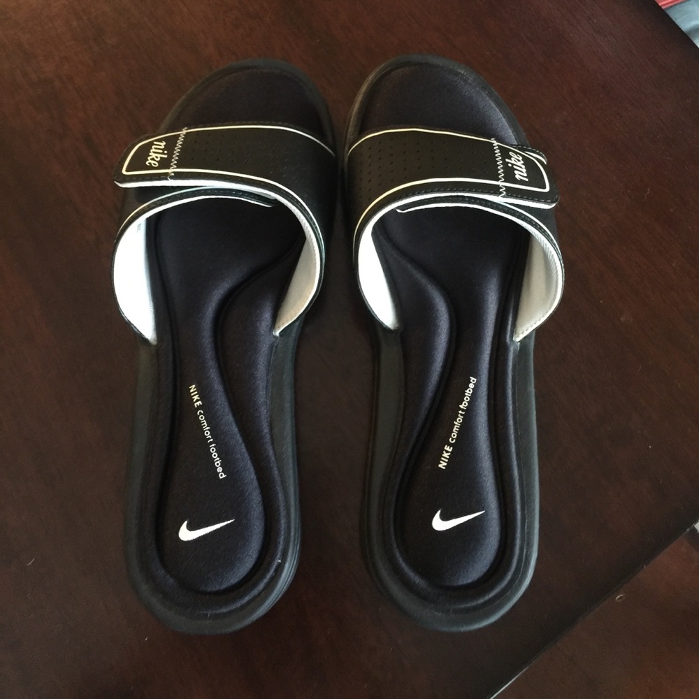 Nike Memory Foam slides