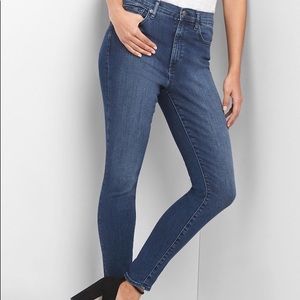 Gap Super High Rise True Skinny Jeans Sz 32S