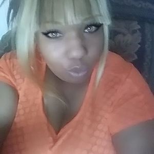 Meet your Posher, Antoinette