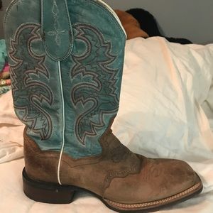 Danpost cowgirl boots !