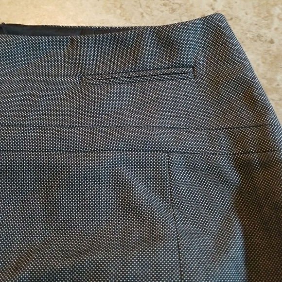 Express | Grey Business Pencil Skirt - Picture 3 of 8