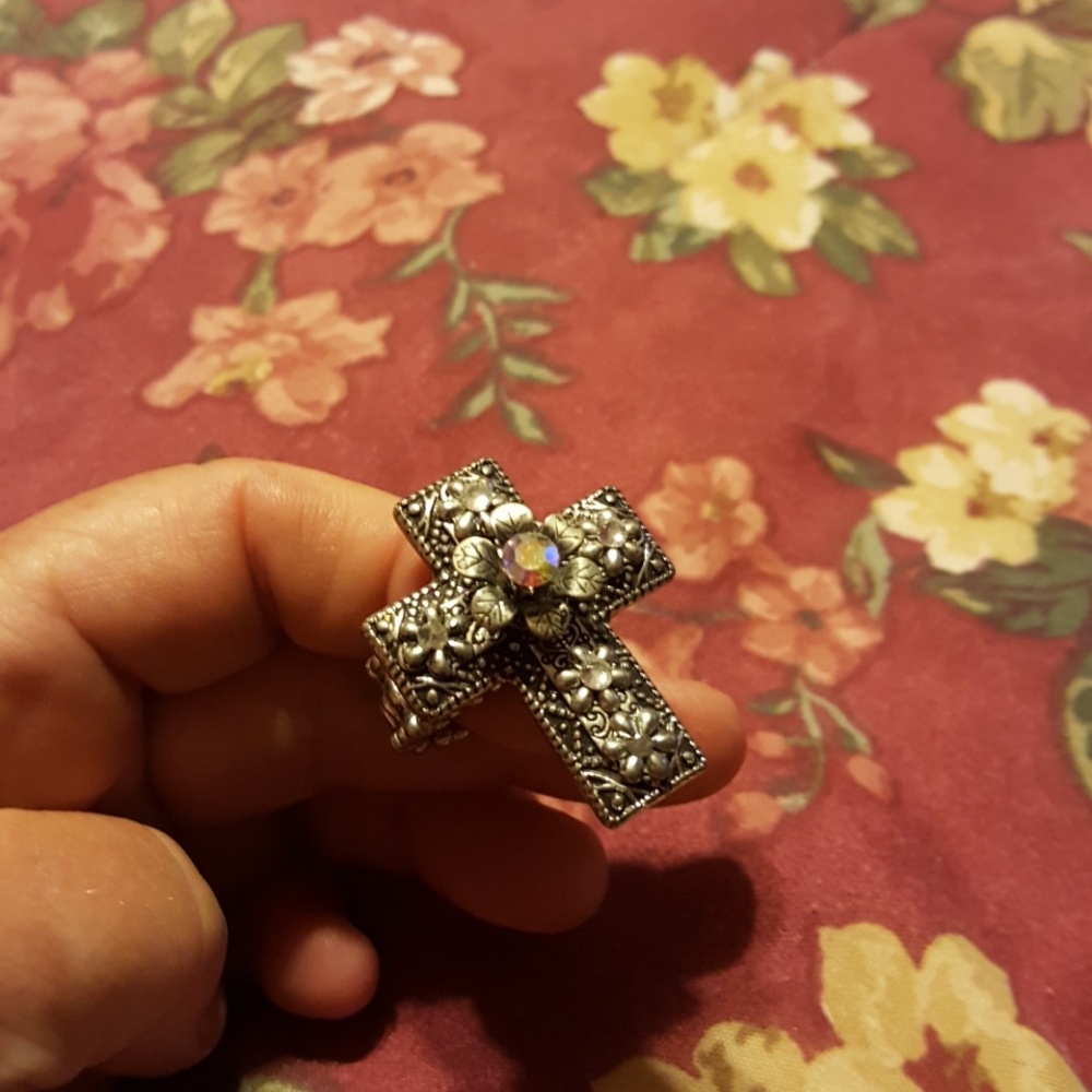 Cross Ring
