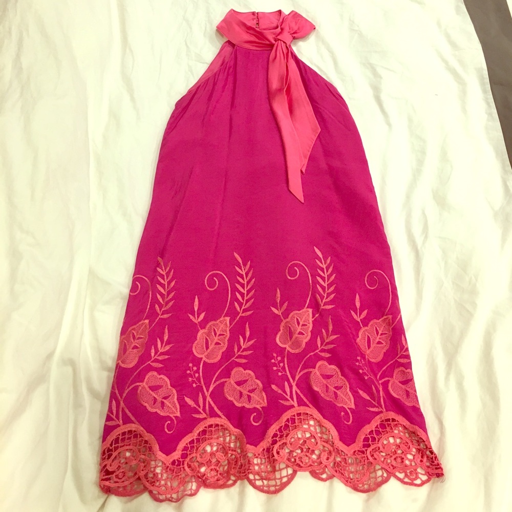 Pink dress with floral embroidered accents