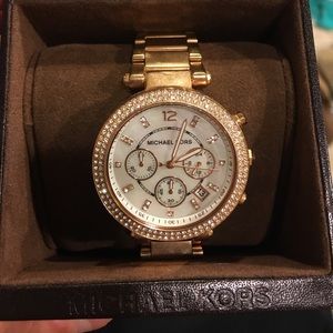 Michael Kors rose gold watch