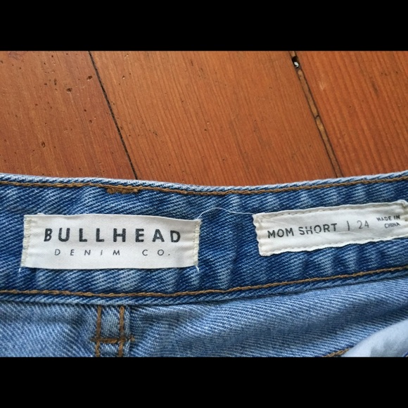 Mom shorts - Picture 1 of 3