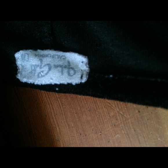 Brandy Melville velvet tank top - Picture 2 of 2