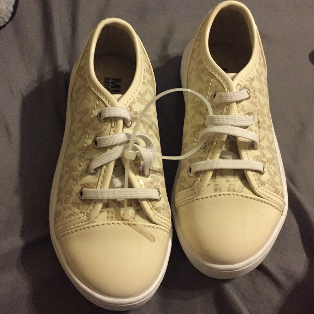 Michael Kors girl shoes