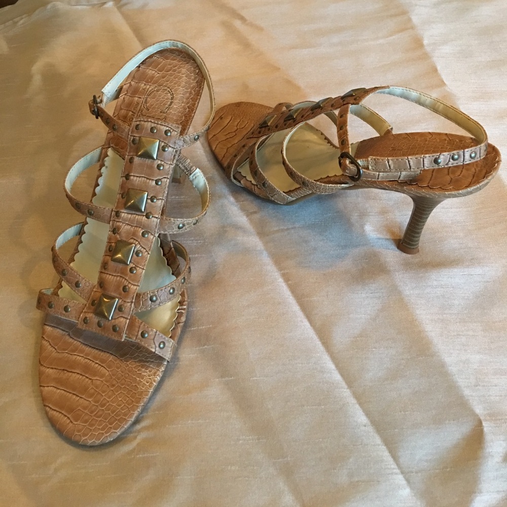 CL by Laundry Strappy Heels