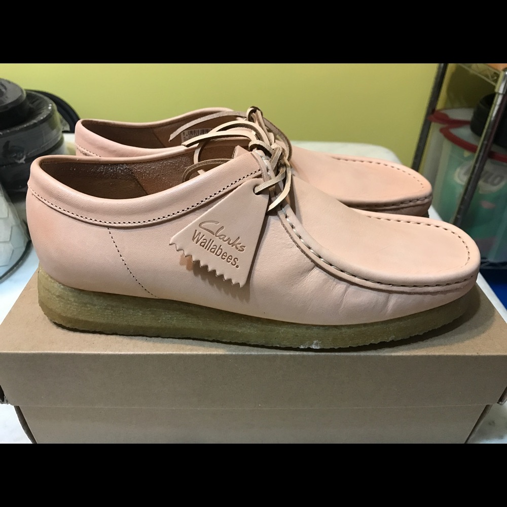 Clarks Wallabee (Low Cut)