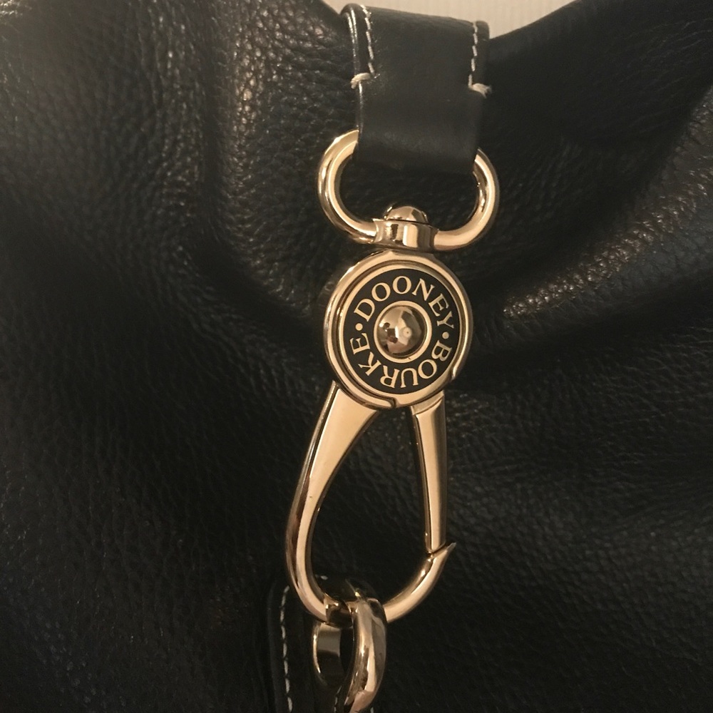 Florentine Logo Lock Shoulder Bag!