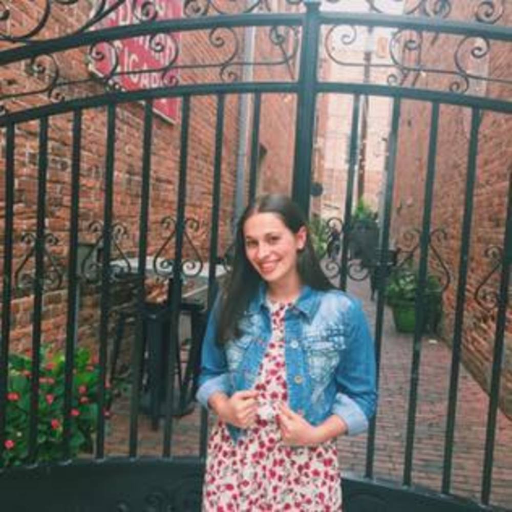 Meet your Posher, Jessica