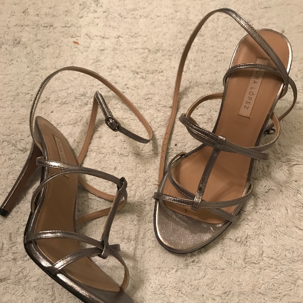 Pura Lopez metallic silver strapy 3" shoe