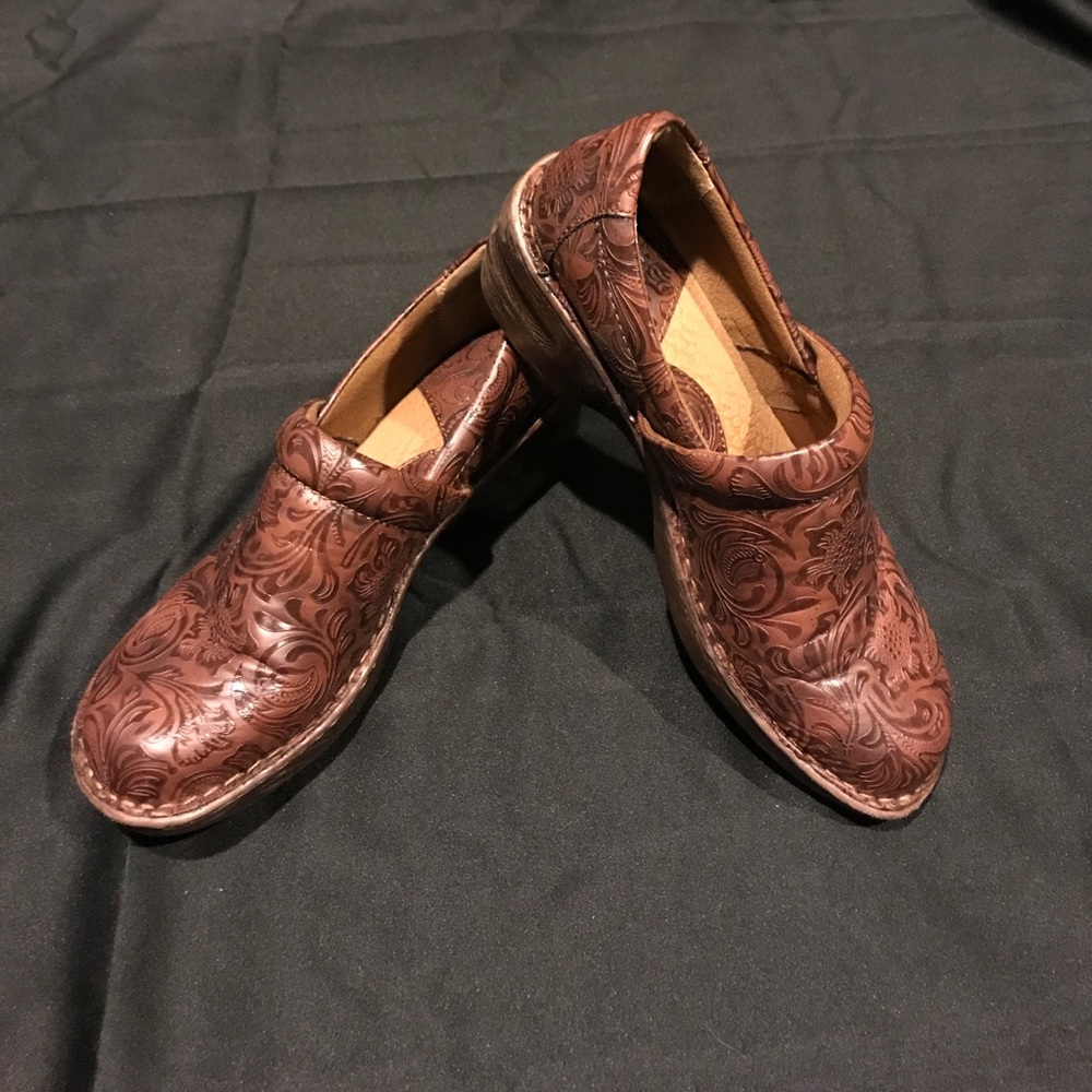 B.O.C Clogs