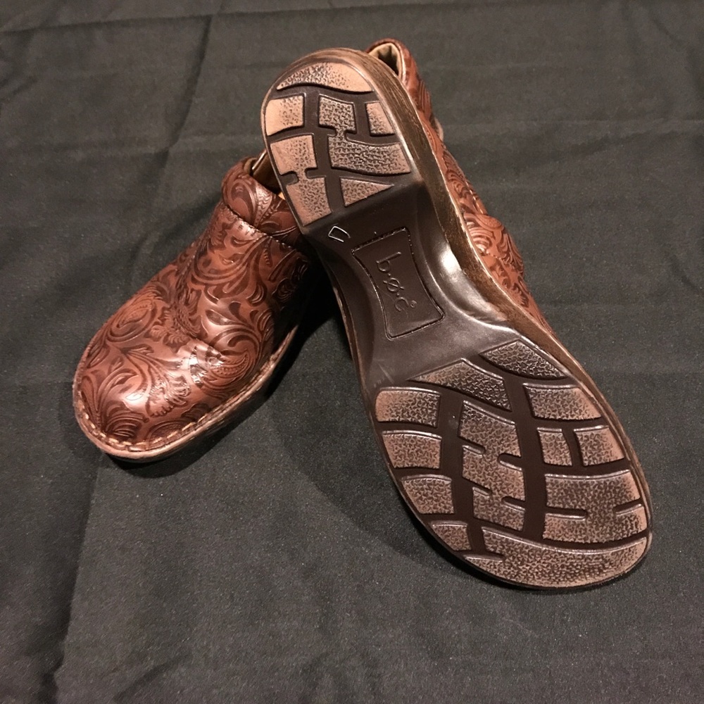 B.O.C Clogs - Picture 2 of 2