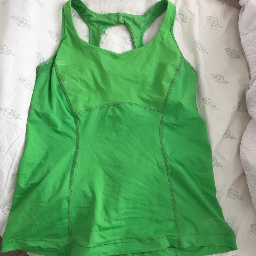 Adorable Lululemon tank