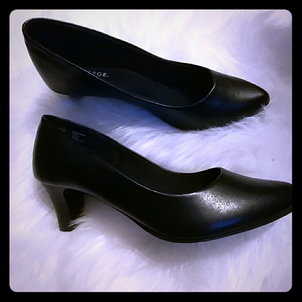 Black heels
