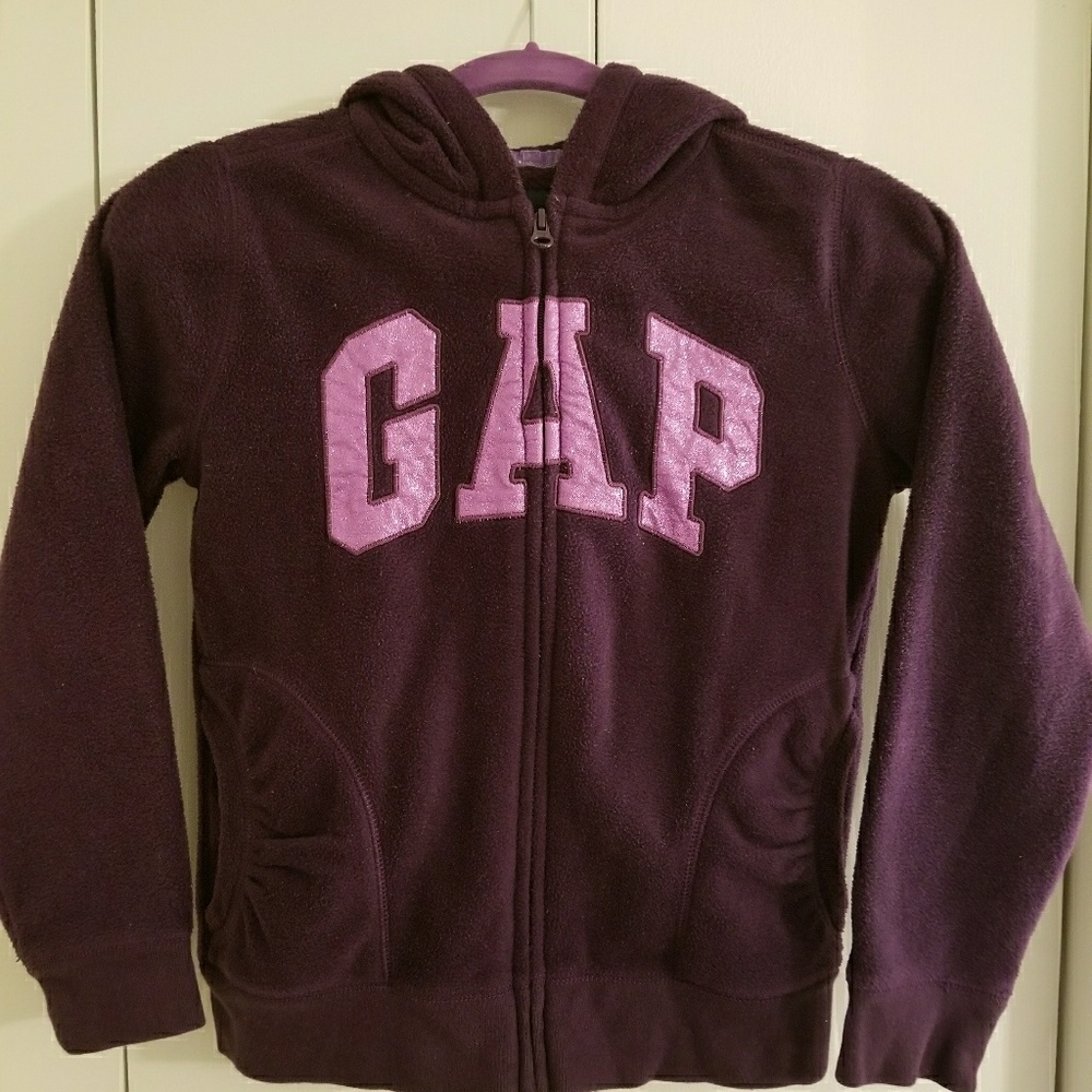 Gap sweatshirt