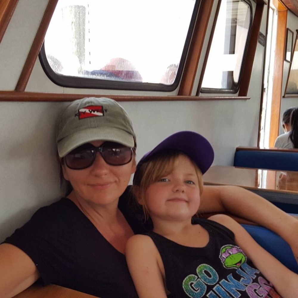 Meet your Posher, Holly