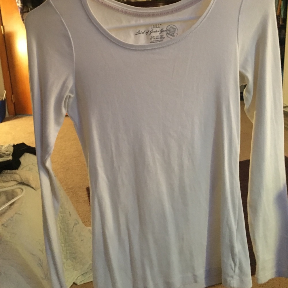 Plain white tee