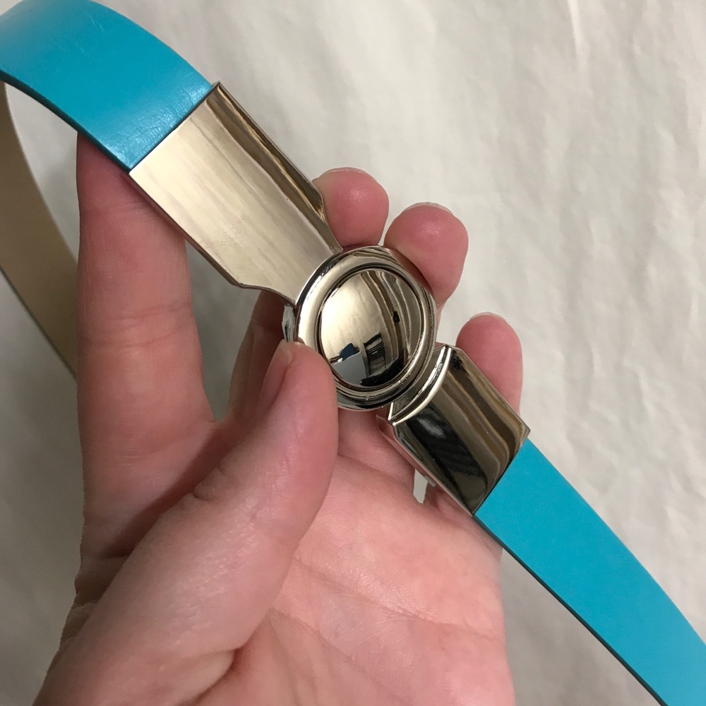 Aqua or white plus size belts 18/20W - Picture 3 of 4