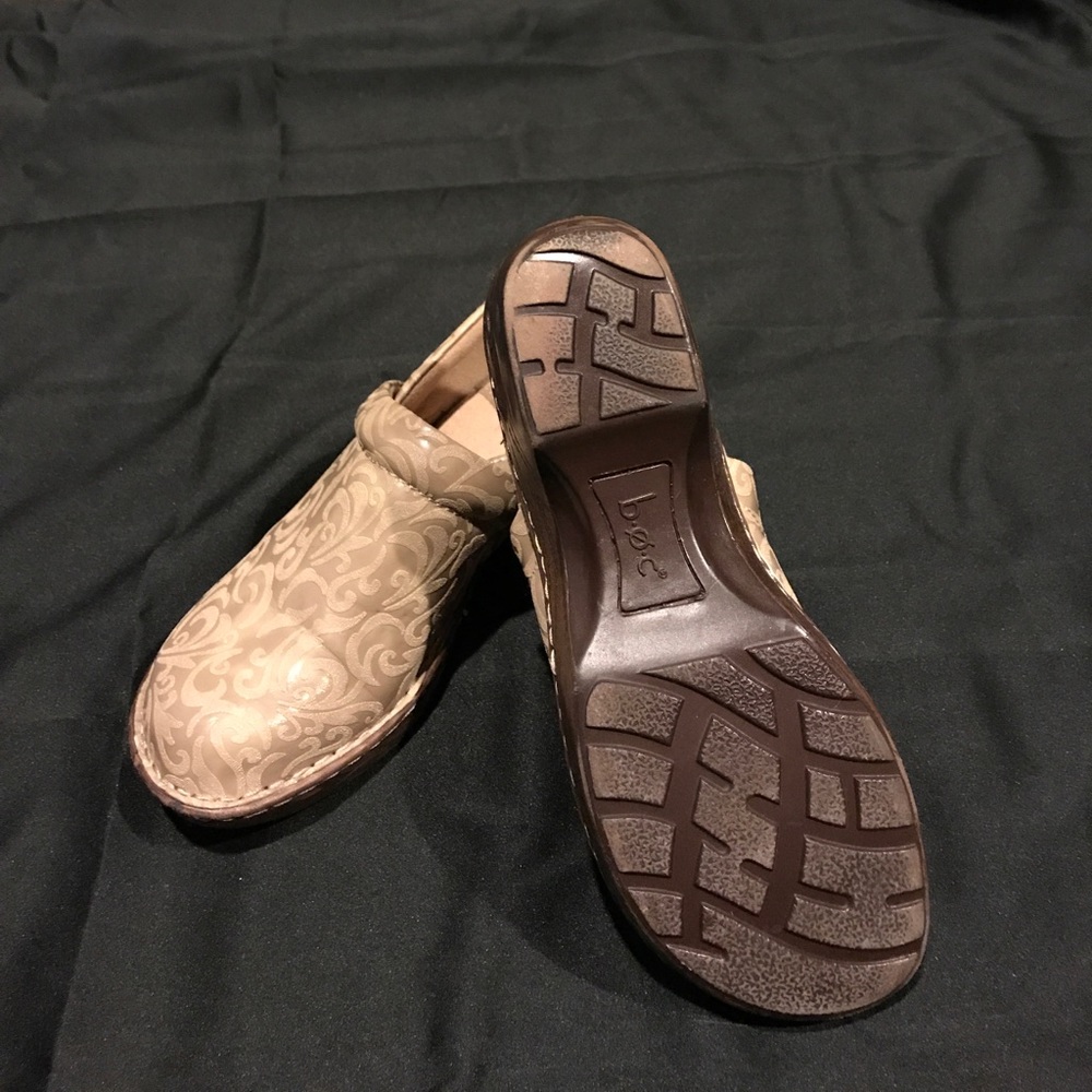 B.O.C. Clogs - Picture 2 of 2