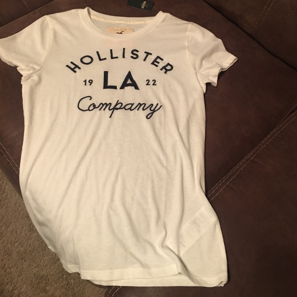 NWT Hollister T-shirt