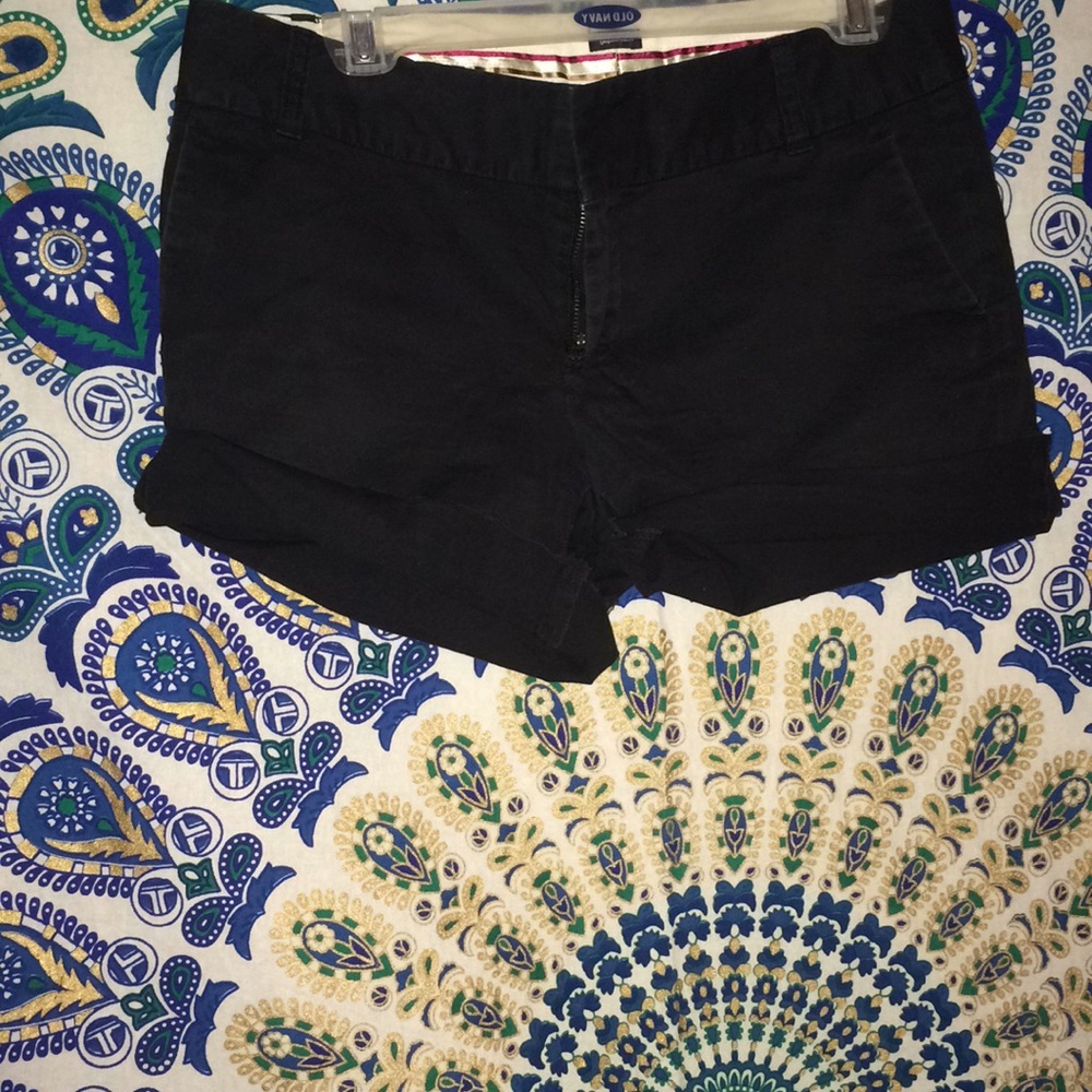 Gap black shorts