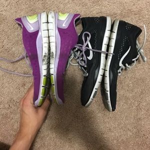 Nike tennis shoes size 8 (2) pairs