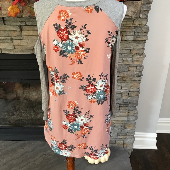floral  print cold shoulder - Picture 5 of 5