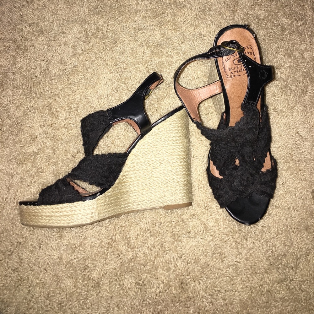 Lucky wedges
